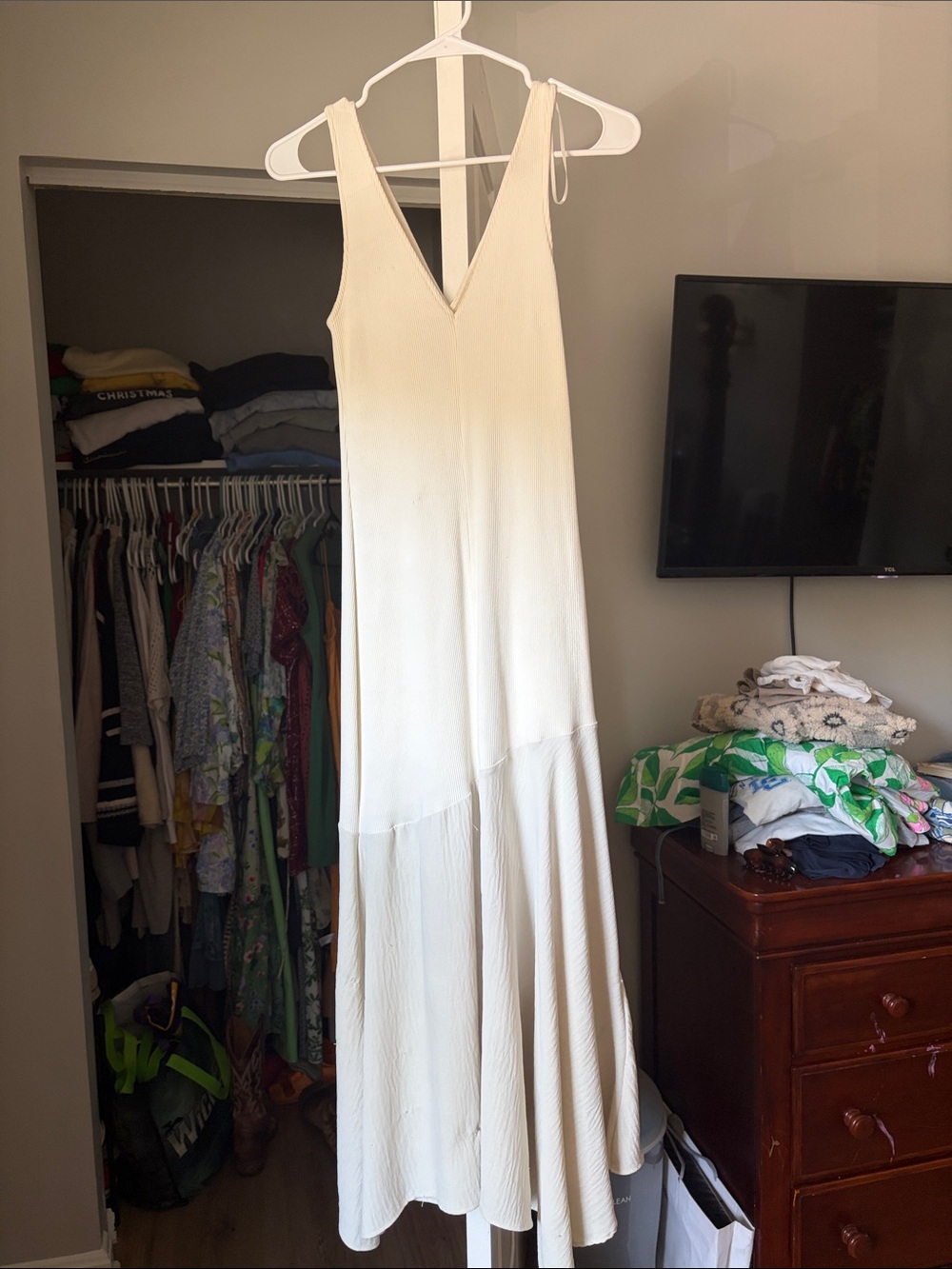 ZARA V-Neck Sleeveless Dress